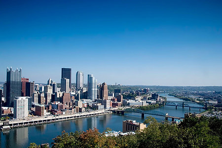River landscape and Cityscape in Pittsburgh, Pennsylvania thumbnail