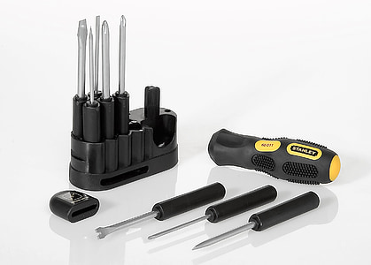 black STANLEY screwdriver set thumbnail