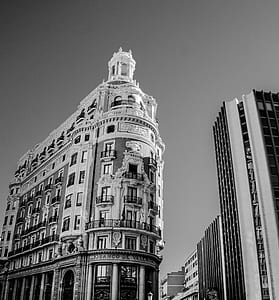 Grayscale Photo of Highrise Building thumbnail