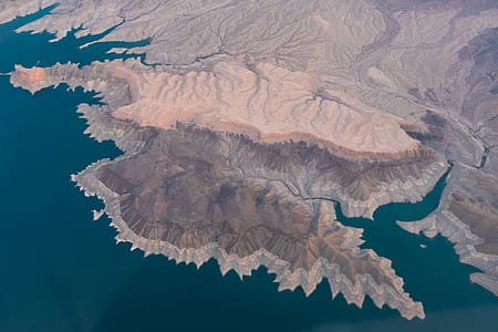photo of mountains thumbnail