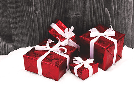 Christmas presents thumbnail