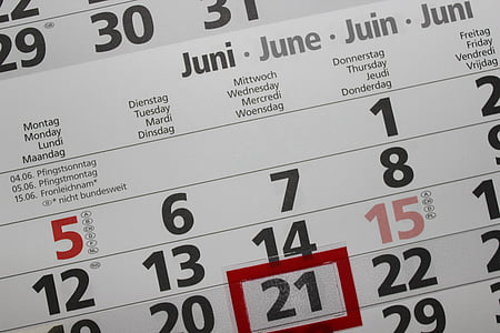white calendar thumbnail