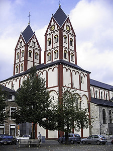 Lüttich, Saint-Barthelemy in Liege, Belgium thumbnail