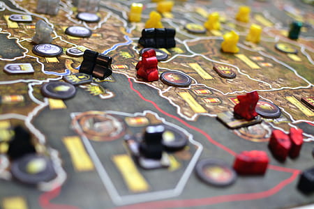 tilt tilt shift lens photography of black and yellow circuit board thumbnail