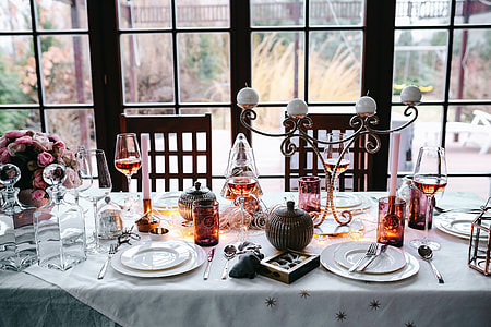 Christmas table decorations thumbnail