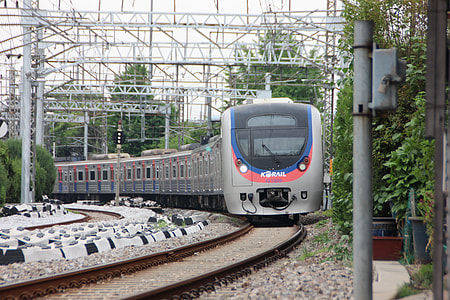 gray commercial train thumbnail