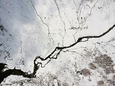 cracked concrete flooring thumbnail