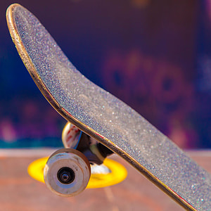 black skateboard thumbnail