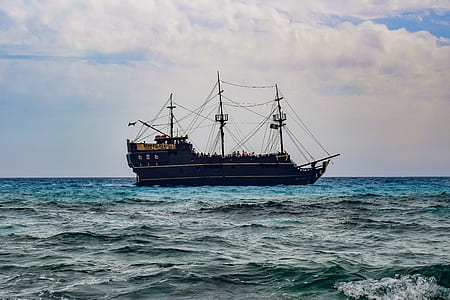 ship sailing during daytime thumbnail