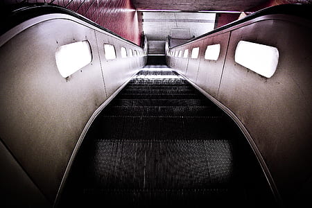 closeup photo of empty elevator thumbnail