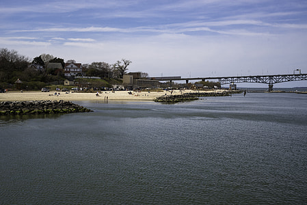 Yorktown Beach by the York River in Virginia thumbnail