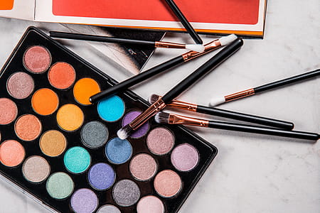 Bright Eye Makeup & Brushes Photo thumbnail