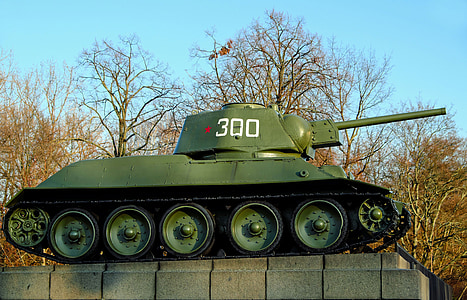 green battle tank statue thumbnail