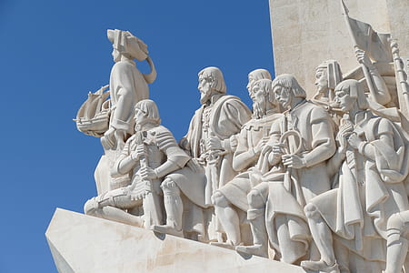 group of man statue thumbnail