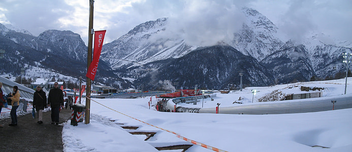 2006 Winter Olympics in Turin thumbnail