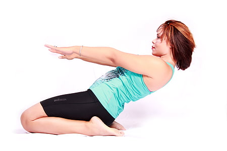 red hainred woman exercising thumbnail