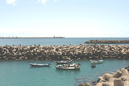 boat on body of water thumbnail