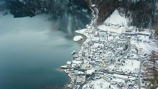 top view of body of water thumbnail