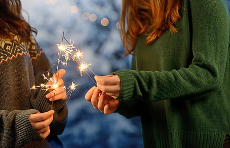 two person playing sparkler thumbnail