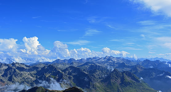 snow-covered mountain thumbnail