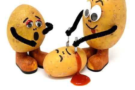 three potatoes with decors thumbnail