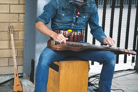 Street Performer With Guitar Photo thumbnail