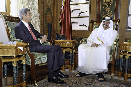 Hamad bin Khalifa Al Thani with John Kerry in Qatar thumbnail