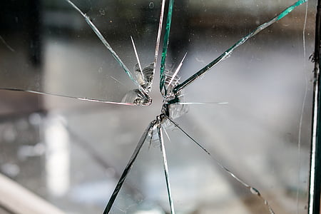 cracked glass thumbnail