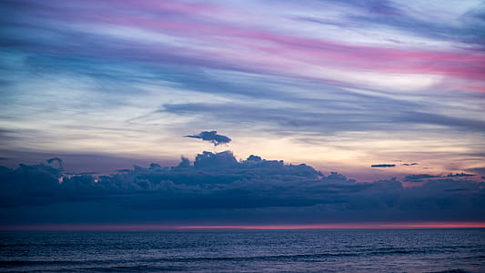 Photo Of Ocean And Sky thumbnail