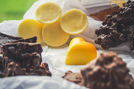 Chocolates, Milk Chocolate thumbnail