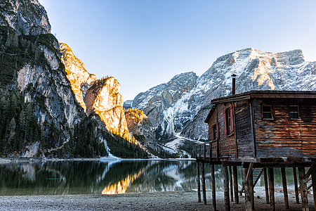 mountain during daytime thumbnail