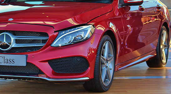 red Mercedes-Benz car thumbnail