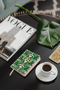 Top view of black table with 2018 calendar agenda thumbnail