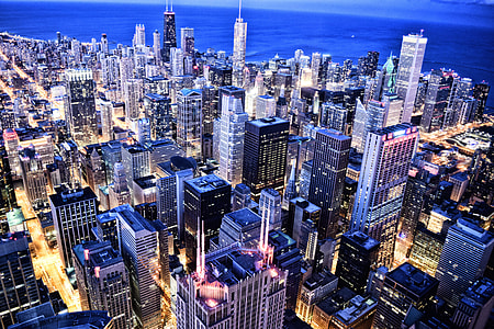 Night shot over the city of Chicago thumbnail