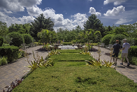 Landscape and flora at Chicago Botanical Gardens thumbnail