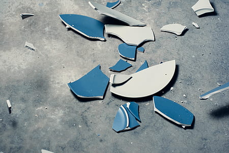 broken blue and white ceramic plate thumbnail