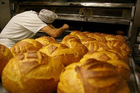 photo of man baking bread thumbnail