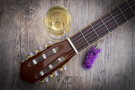 brown classical guitar head stock thumbnail