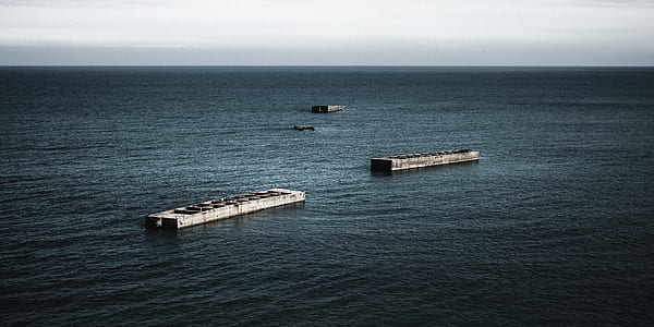 container ships thumbnail