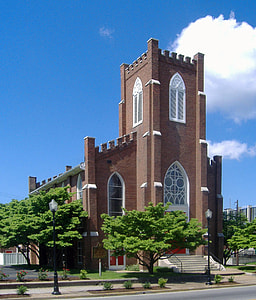 Hopkinsville First Presbyterian Church in Kentucky thumbnail