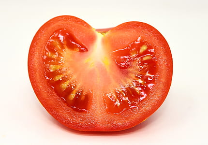sliced red tomato thumbnail