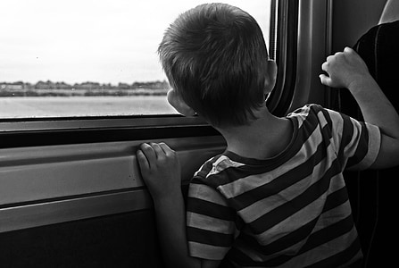 child looking at the window thumbnail