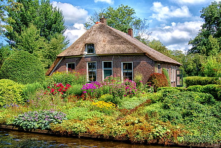 brown wooden house thumbnail