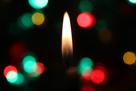 photo of lighted candle thumbnail