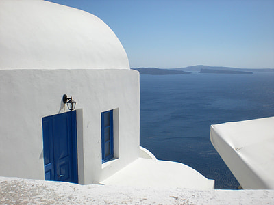 Santorini, Greece thumbnail