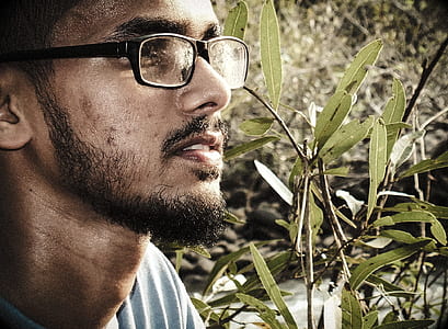 Man Wearing Black Framed Eyeglasses thumbnail