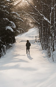 boy walking on snow thumbnail