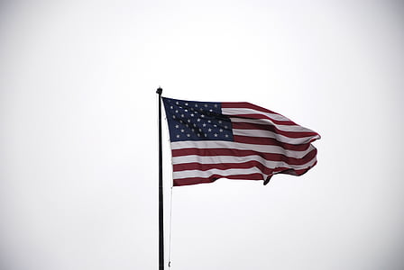 flag of the USA at daytime thumbnail