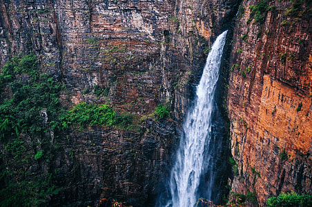 landscape photo of waterfalls thumbnail