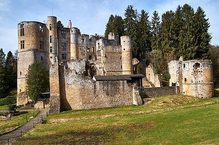 castle ruins thumbnail